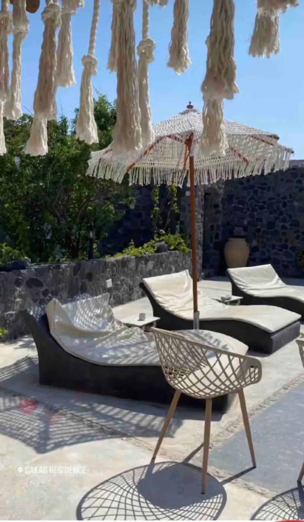 Sakas Residences Картерадос Екстериор снимка